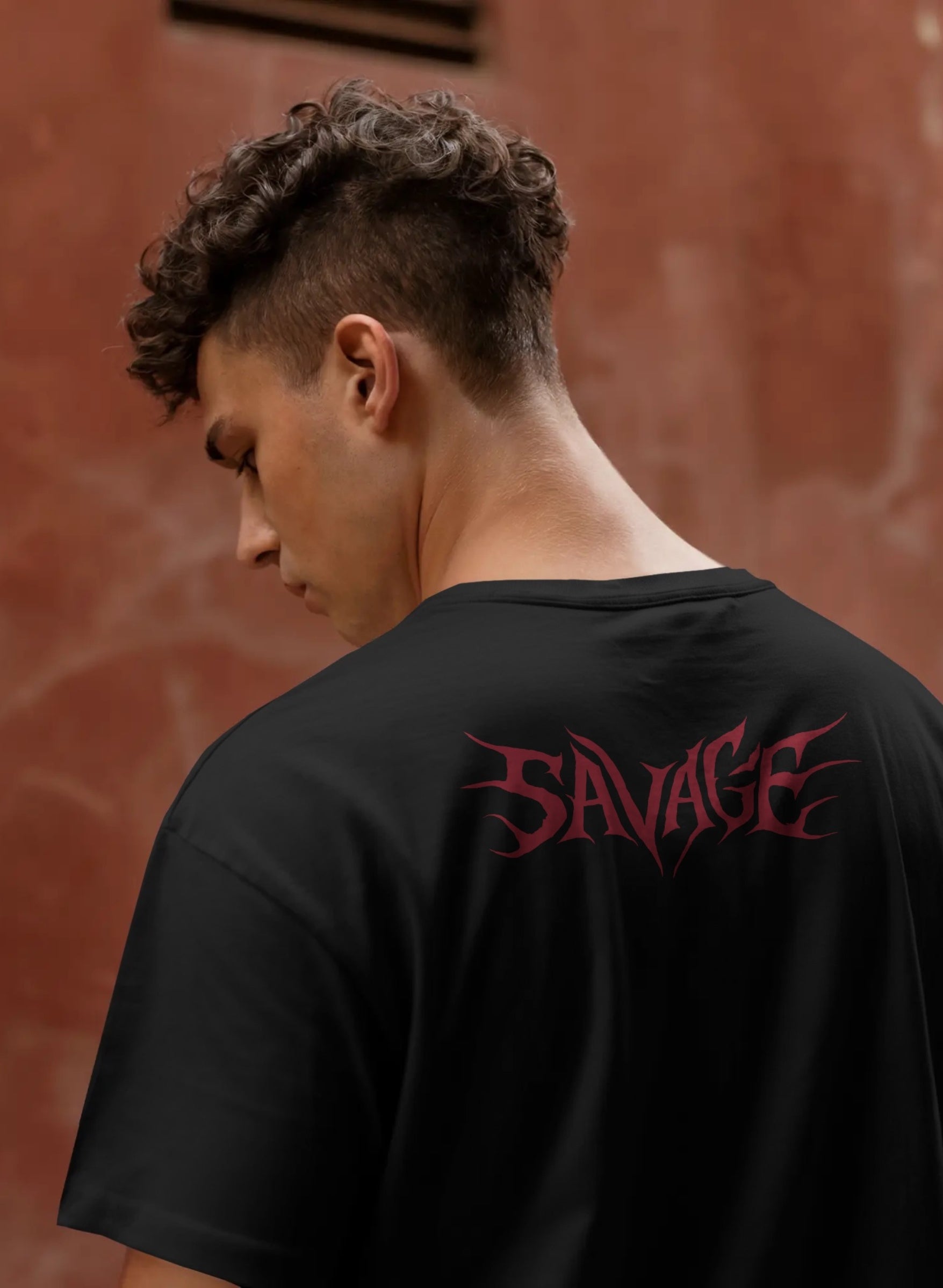 SAVAGE Oversized T-shirt